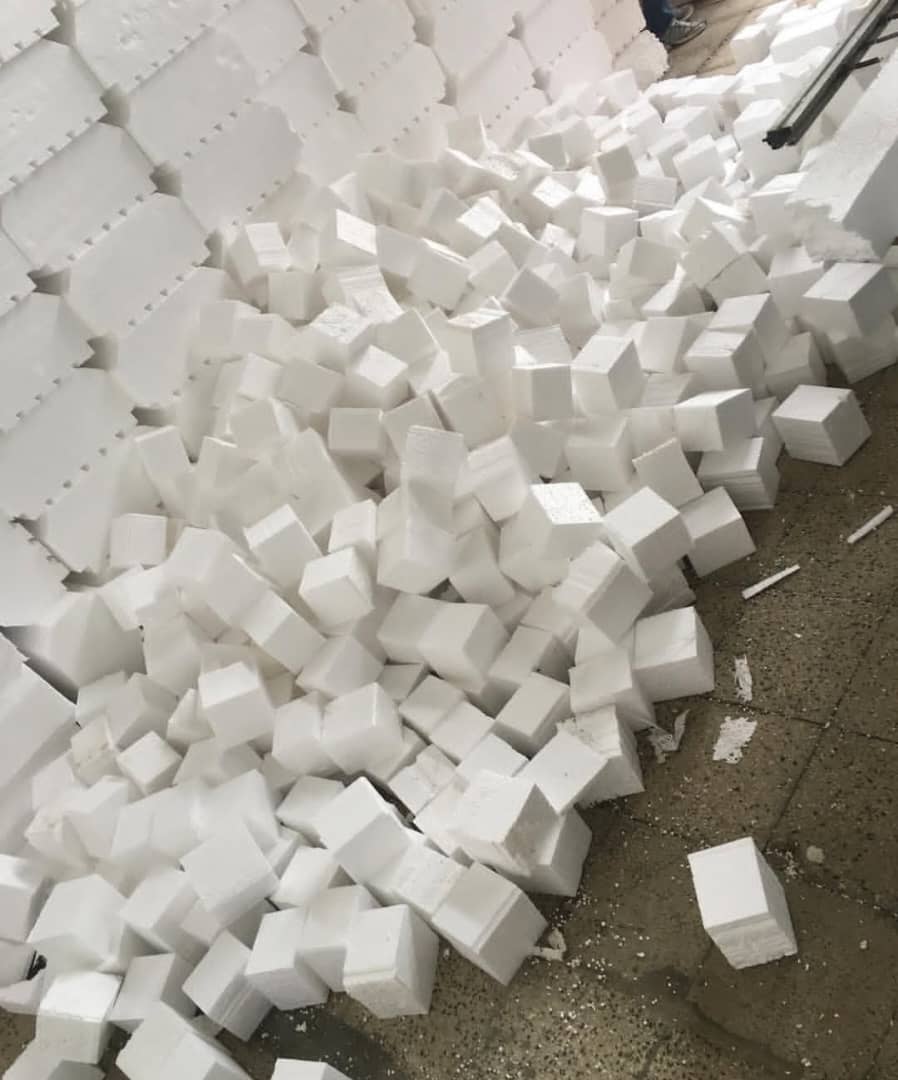 تولید یونولیت سقفی و دیواری اطلس فوم در شهرک صنعتی اشتهارد